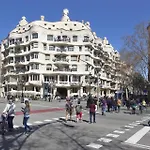 Alojamiento En El Barrio De Gracia